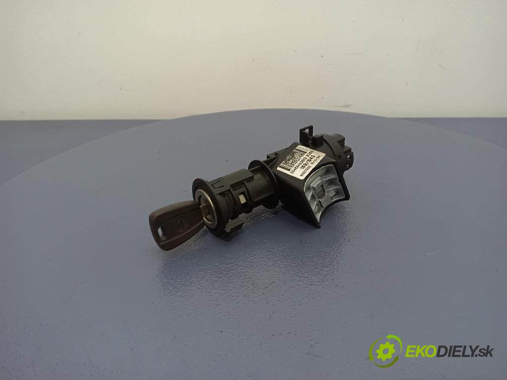 Fiat Panda 2005 Spínač zapalování. 00468453610 B365