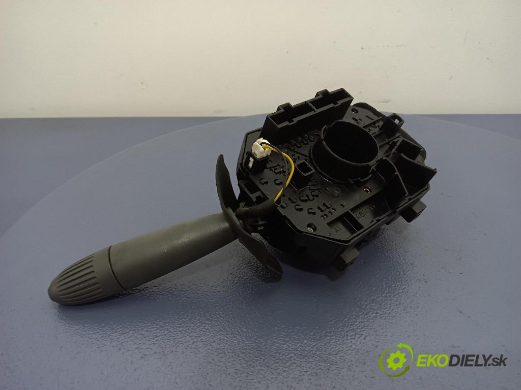 Fiat Panda 2005 Přepínač Komplex: 735360977