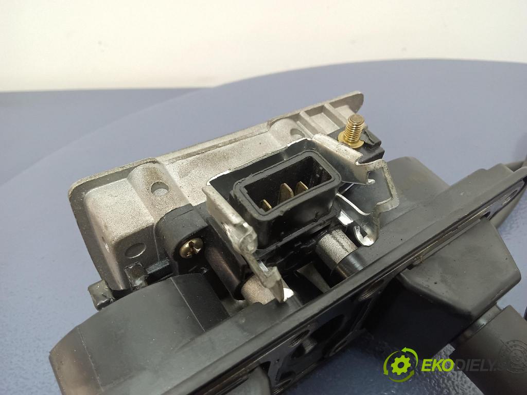 Audi A4 1995 cievka Zapaľovanie: 00UVN0