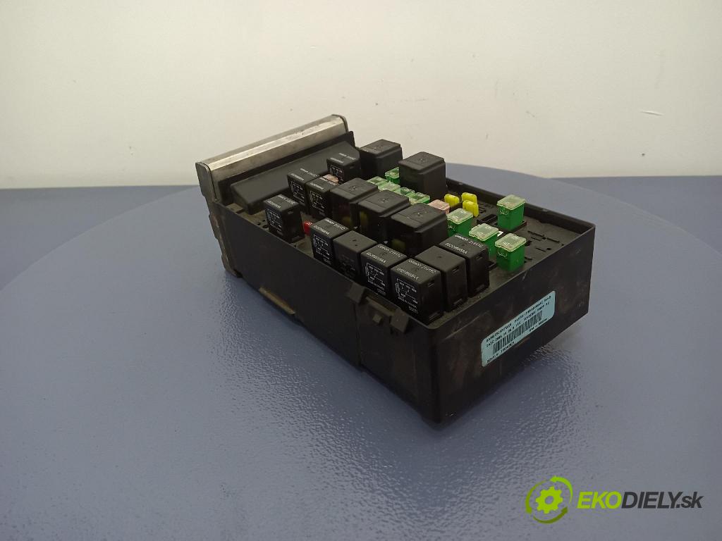 Dodge Grand caravan 2006 skrinka Poistky: 0555144579AC