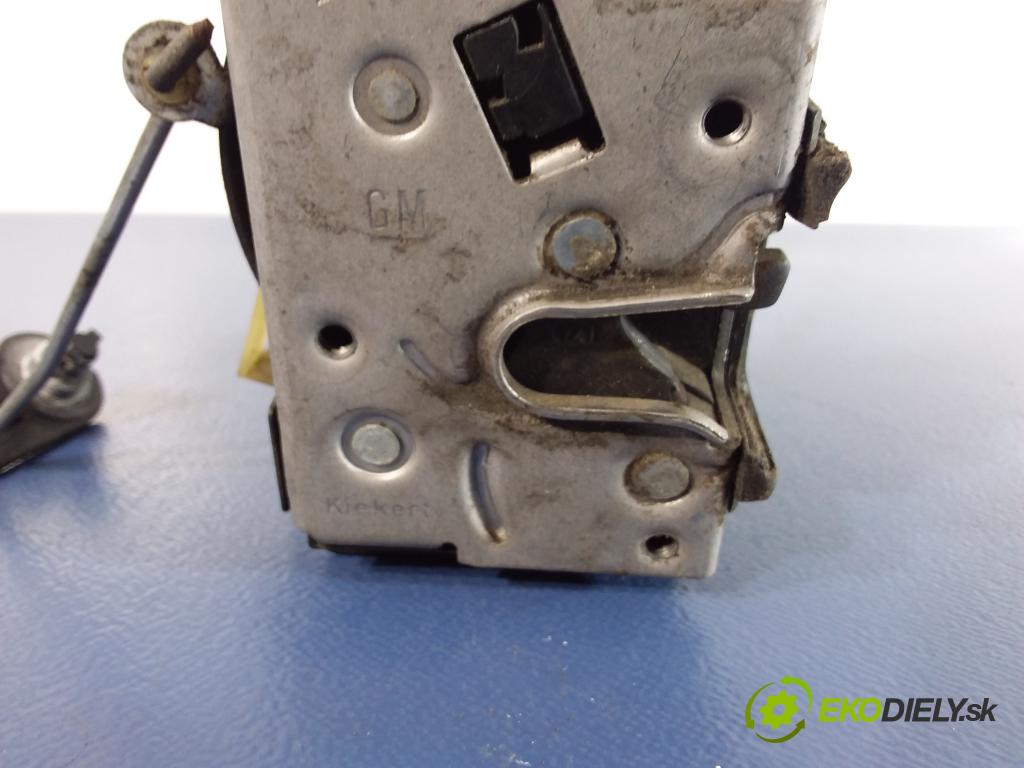 Opel Vectra 2003 zámek dveře před Levý: 24447340