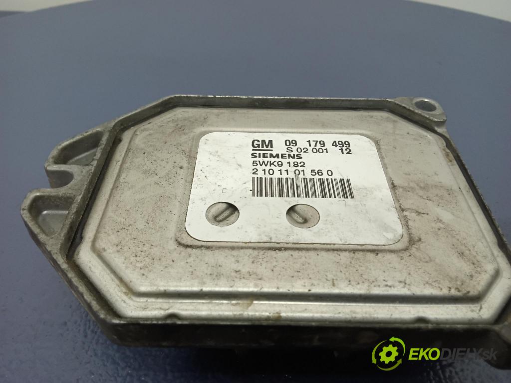 Opel Vectra 2002 řídící jednotka Motor: 09179499
