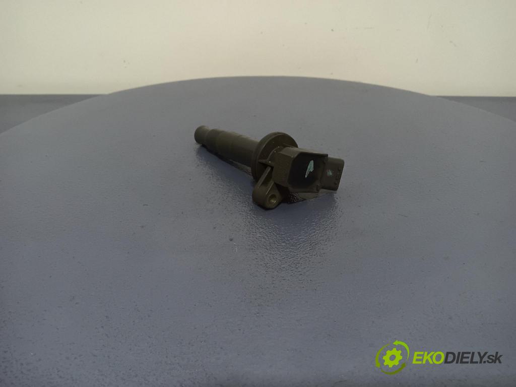 Toyota Corolla 0 cívka Zapalování: 90080-19019