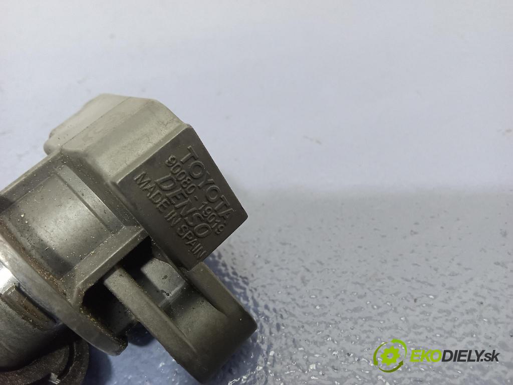 Toyota Corolla 0 cívka Zapalování: 90080-19019