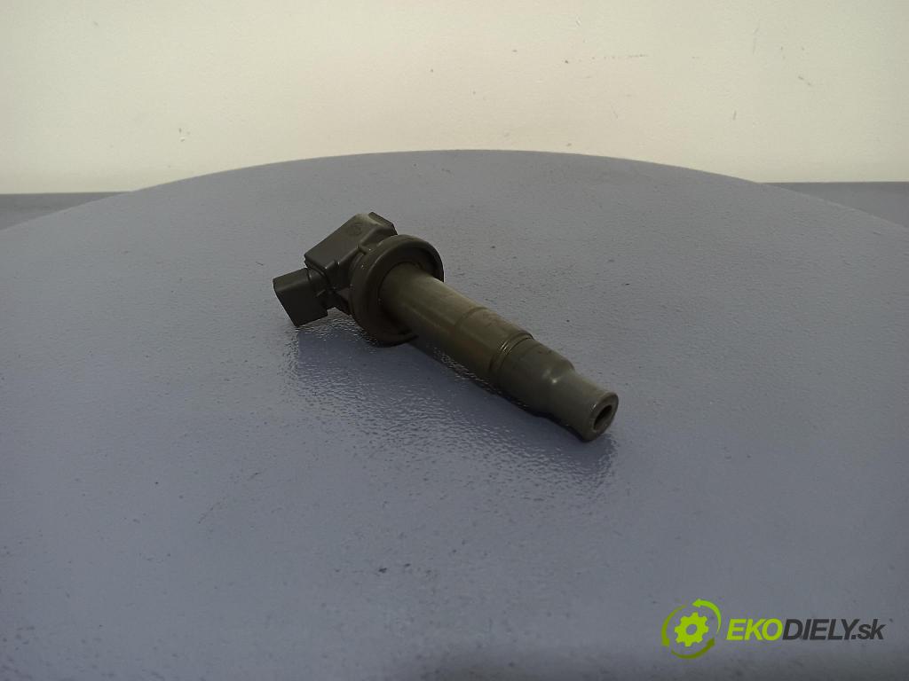 Toyota Corolla 0 cievka Zapaľovanie: 90080-19019