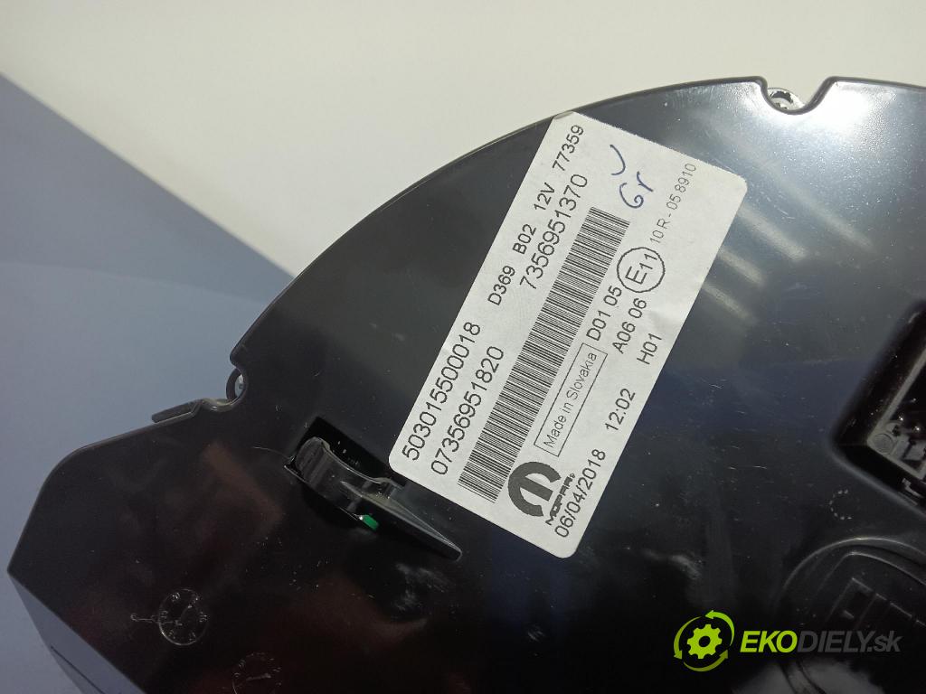 Fiat Fiat 500 2018 Přístrojová deska 07356951820