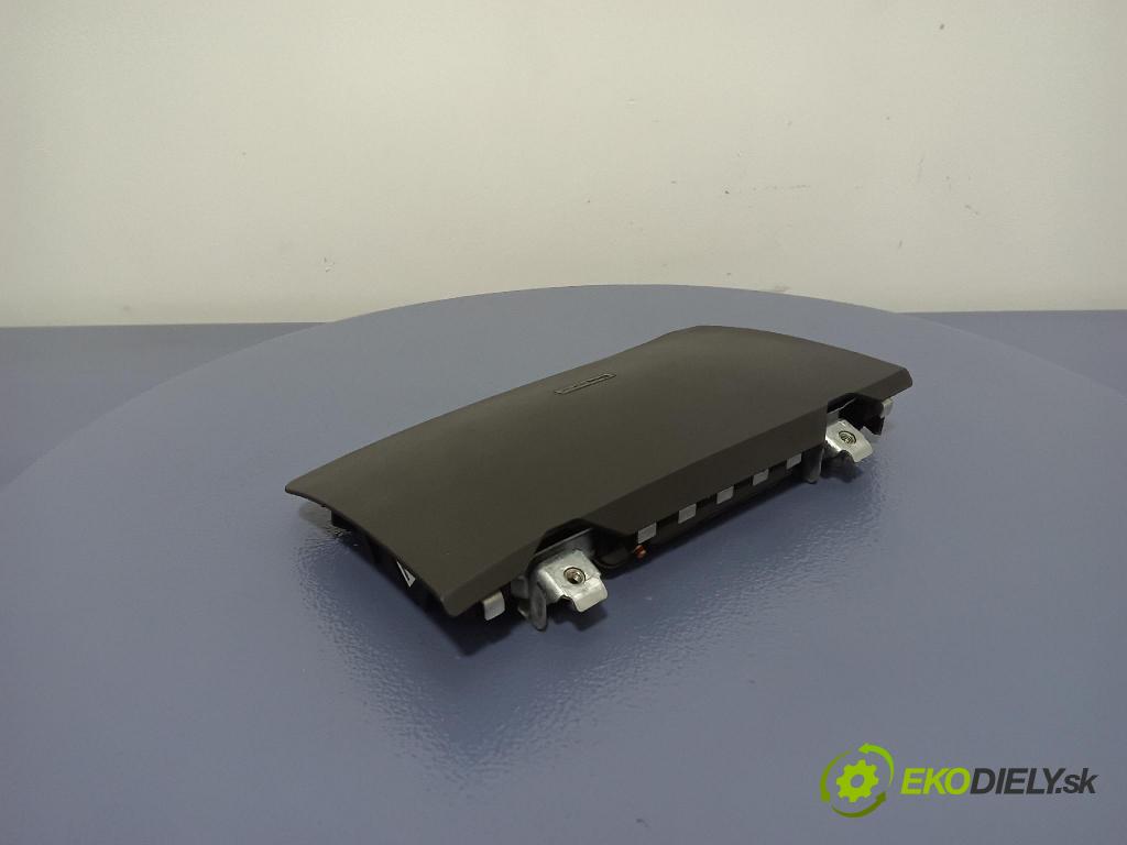Fiat Fiat 500 2018 Airbag: Koleno x 735626686