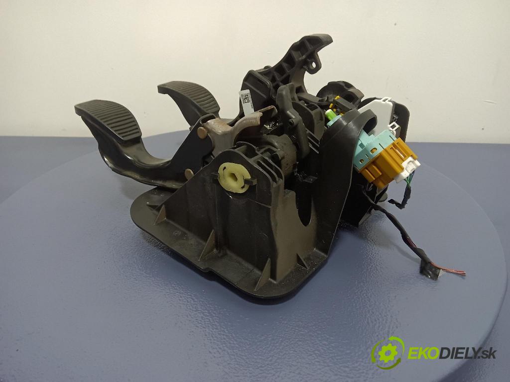 Fiat Fiat 500 2018 pedály 00519263520
