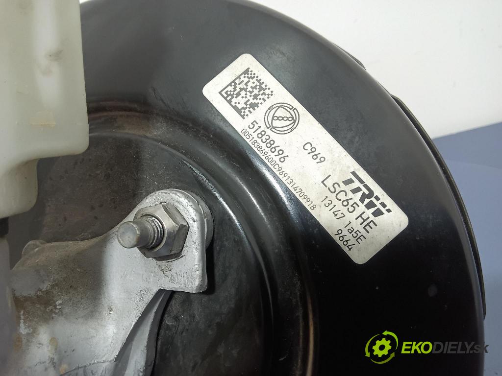 Fiat Fiat 500 2018 servo Brzdy: 51838696