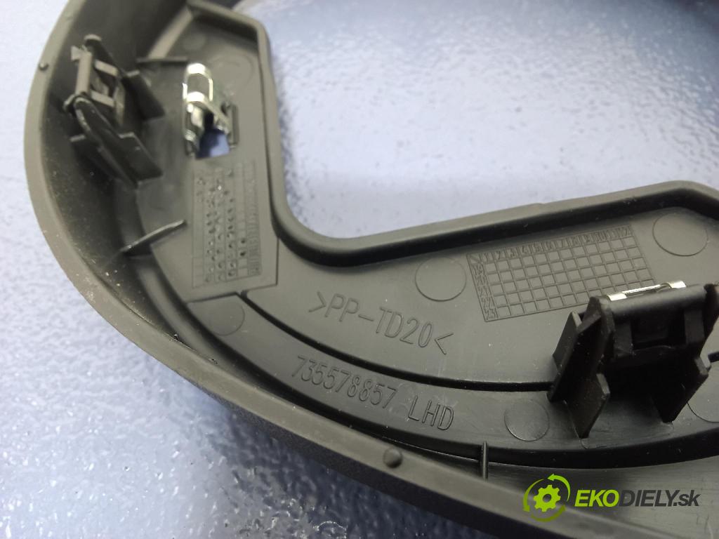 Fiat Fiat 500 2018 kryt Plast: Interiéry: 735578857