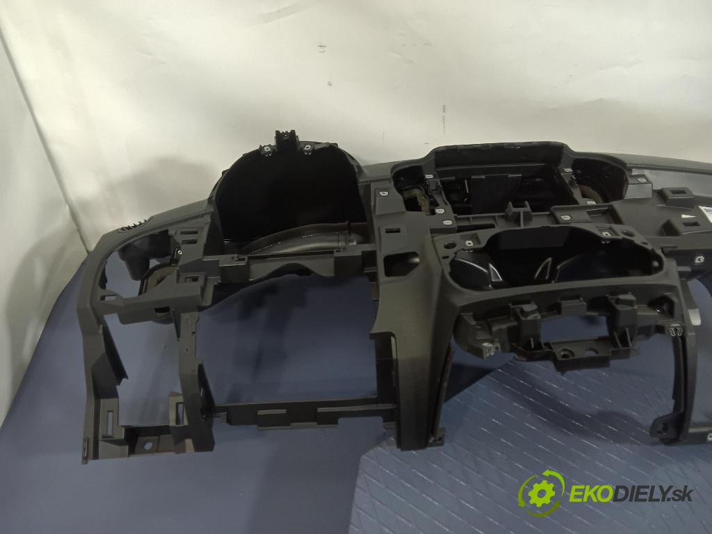 Fiat Fiat 500 2018 kokpit,pristrojová doska 07356400040