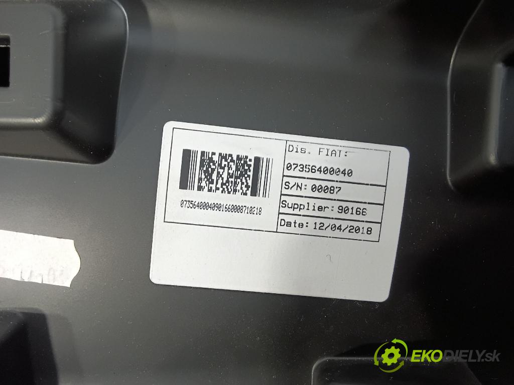 Fiat Fiat 500 2018 kokpit,pristrojová doska 07356400040