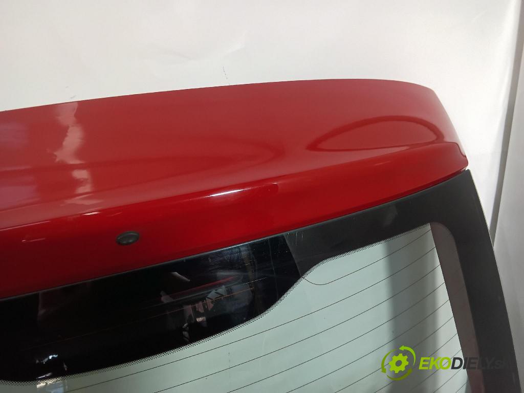 Fiat Fiat 500 2018 zadna dveře kufra: kufra: 111/A