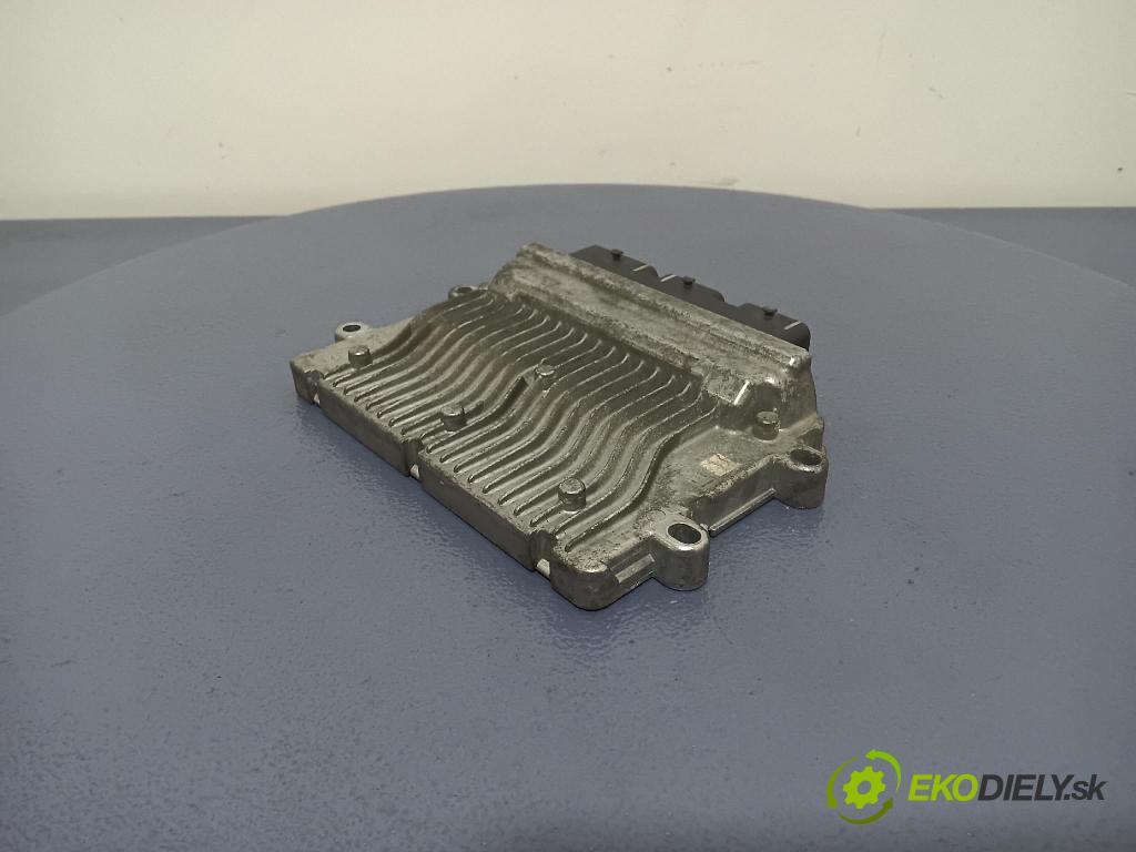 Peugeot 207 2007 riadiaca jednotka Motor: 9664127180