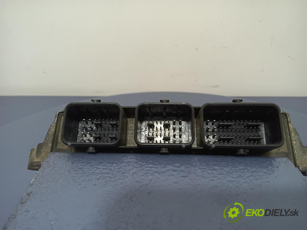 Peugeot 207 2007 riadiaca jednotka Motor: 9664127180