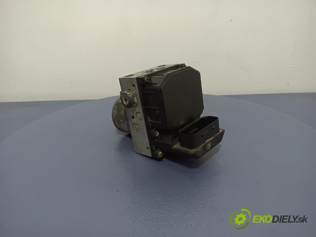 Audi A4 2003 čerpadlo ABS x 8E0614517A