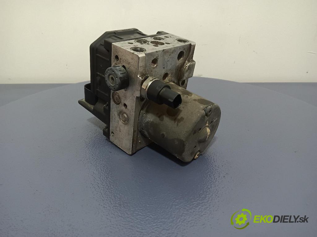 Audi A4 2003 čerpadlo ABS x 8E0614517A