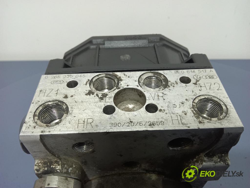 Audi A4 2003 čerpadlo ABS x 8E0614517A