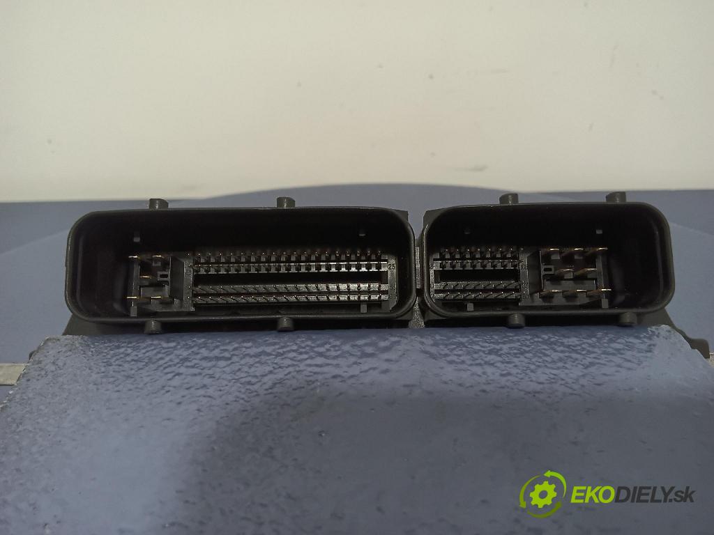 Nissan Almera tino 2005 riadiaca jednotka Motor: MEC32-421