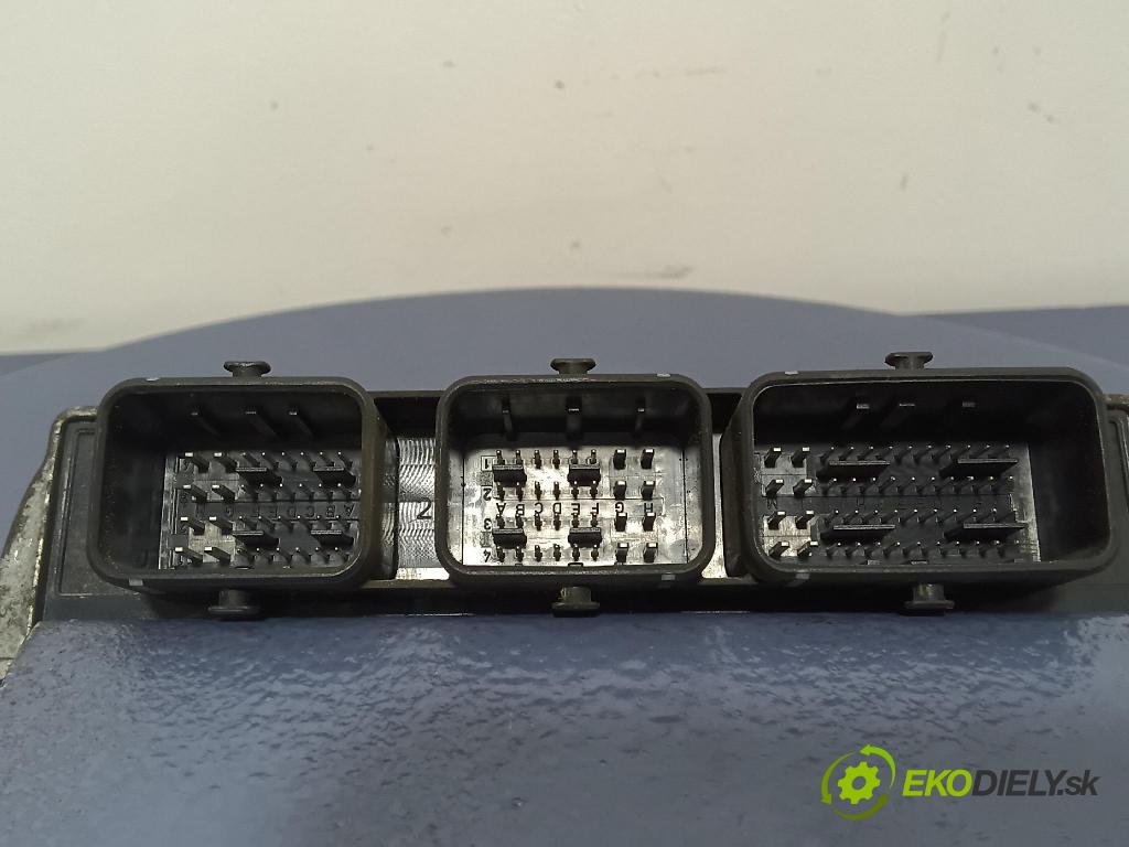Peugeot 206+ 2009 riadiaca jednotka Motor: 9666498280