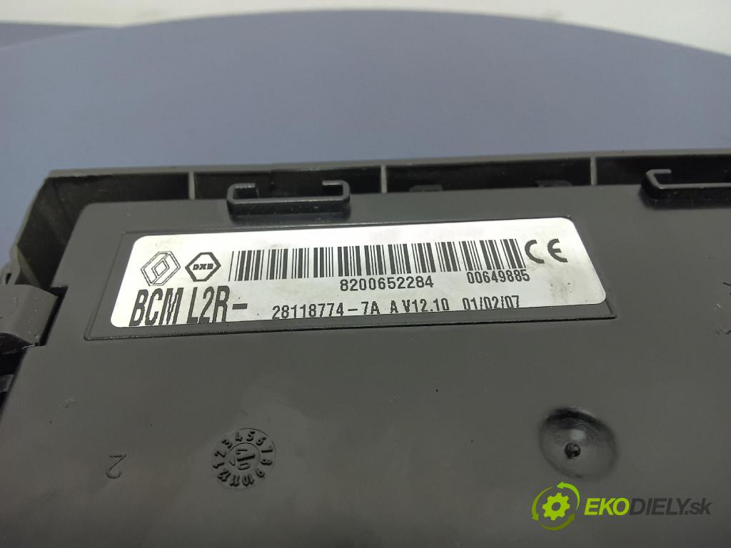 Renault Clio 2007 skříňka Pojistky 8200652284