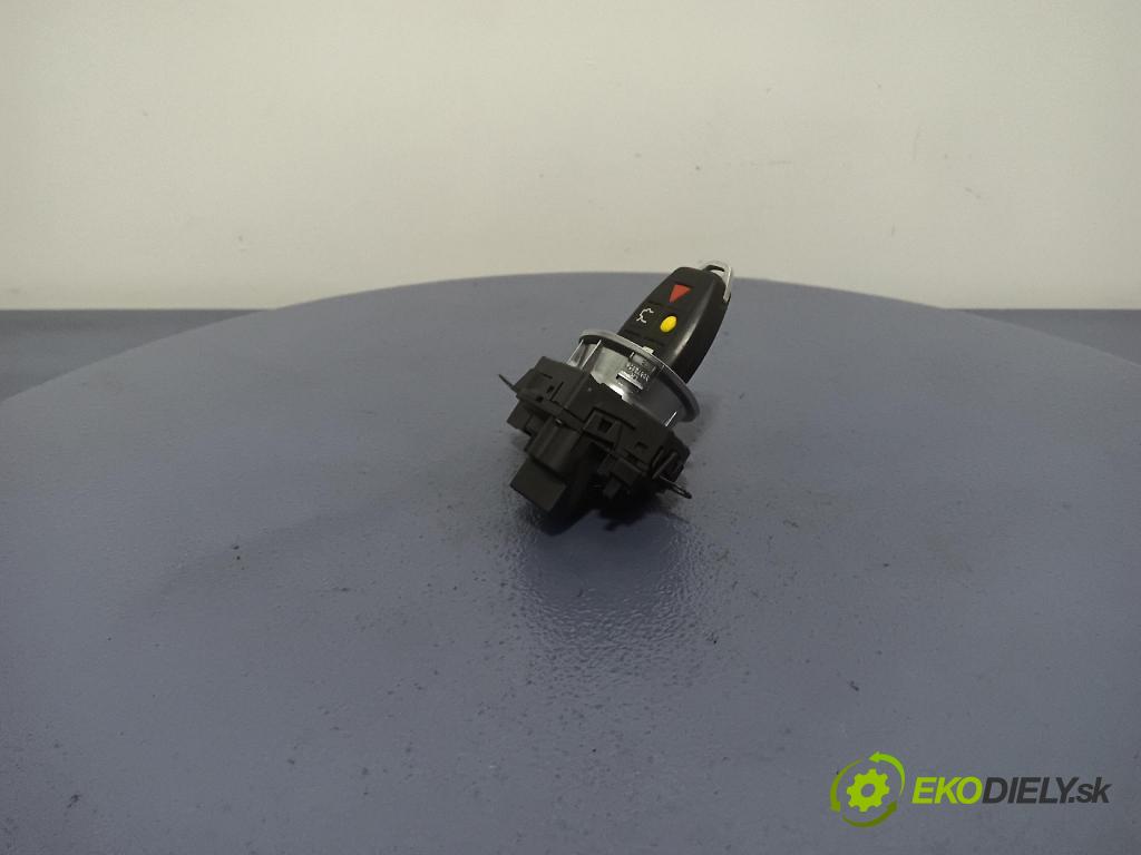 Volvo V50 2005 Spínač zapalování. 30768036