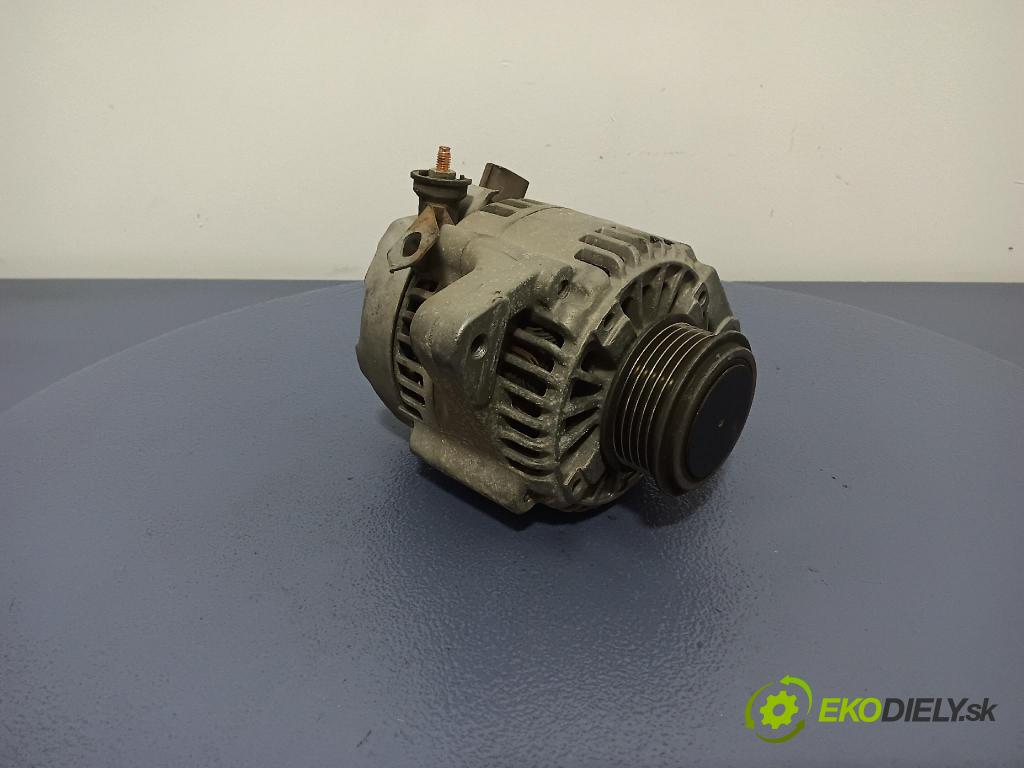 Toyota Yaris 2002 Alternator 01