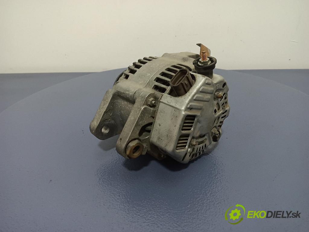 Toyota Yaris 2002 Alternator 01