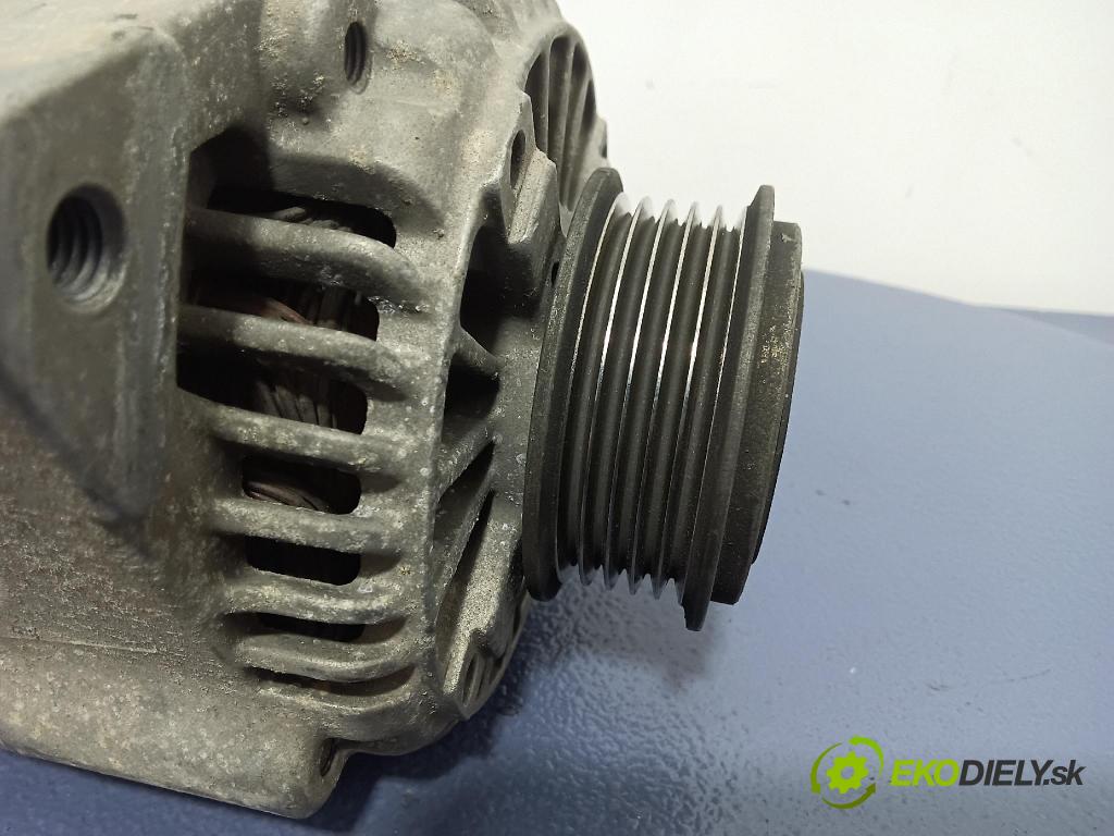 Toyota Yaris 2002 Alternator 01