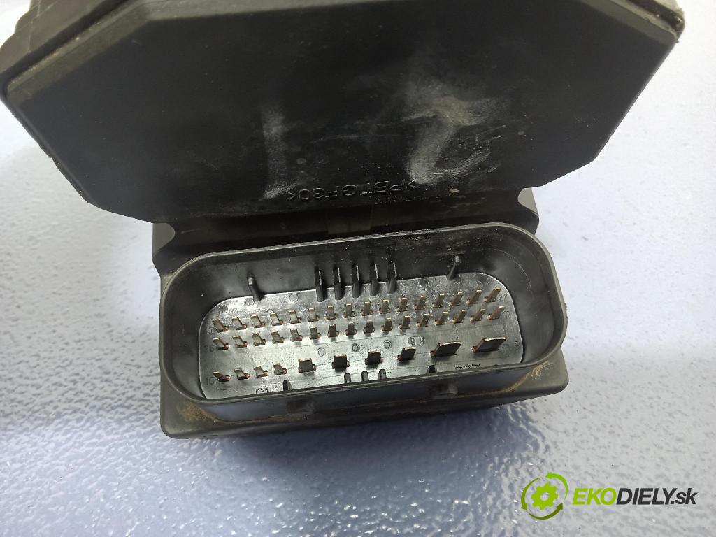 Seat Cordoba 2003 čerpadlo ABS x 6Q0614117E