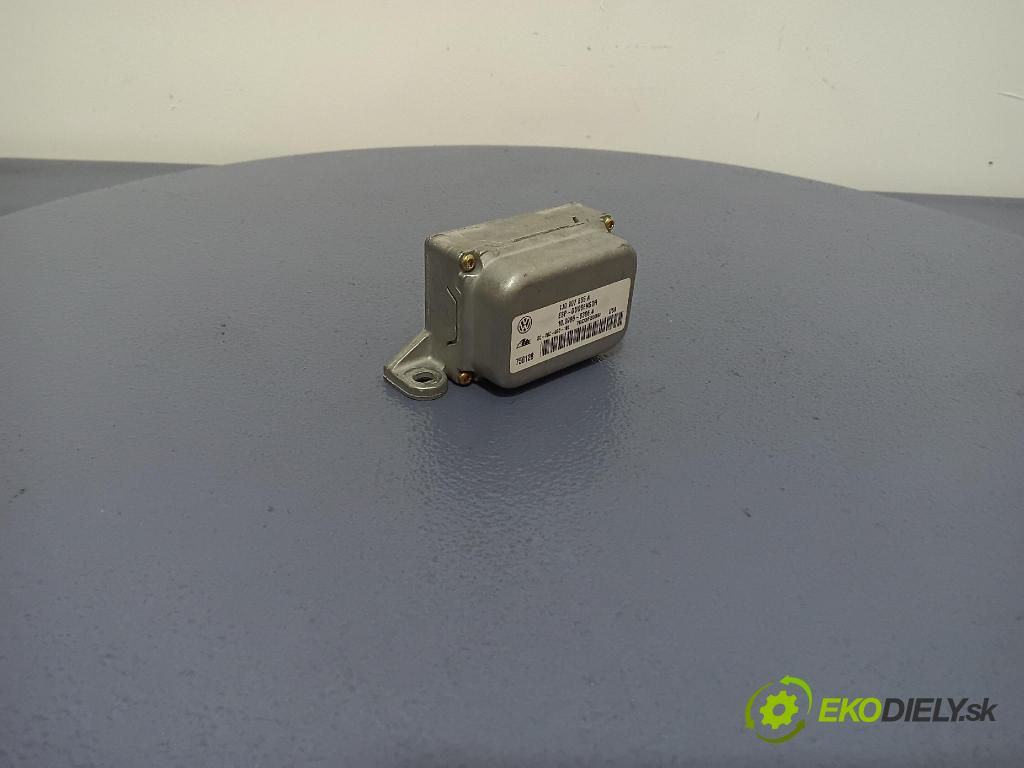 Volkswagen Touran 2003 snímač ESP. 1J0907655A