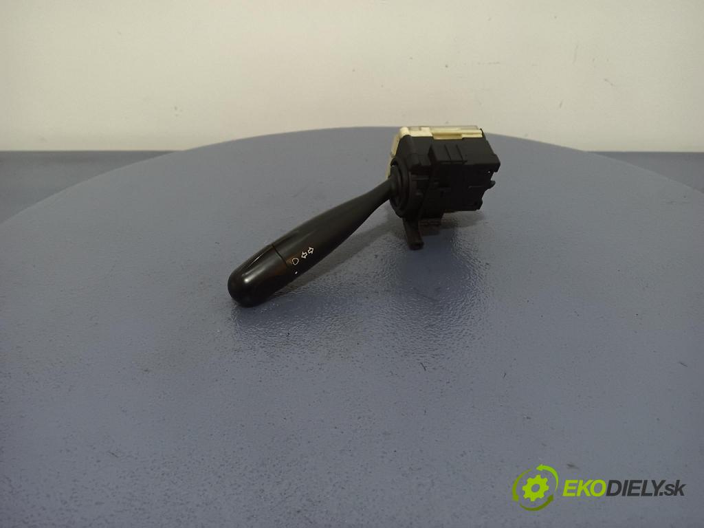 Toyota Yaris 1999 Přepínač Řazení 173648