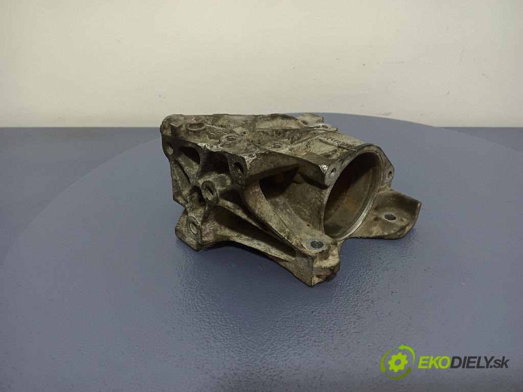Peugeot 1007 2005 čerpadlo Voda 9646075210