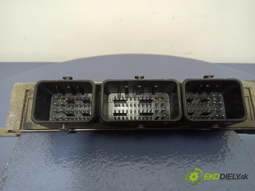 Peugeot 1007 2005 riadiaca jednotka Motor: 9658738480