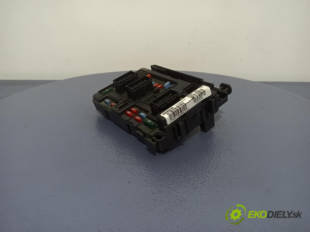 Peugeot 1007 2005 skrinka Poistky: 9650618480