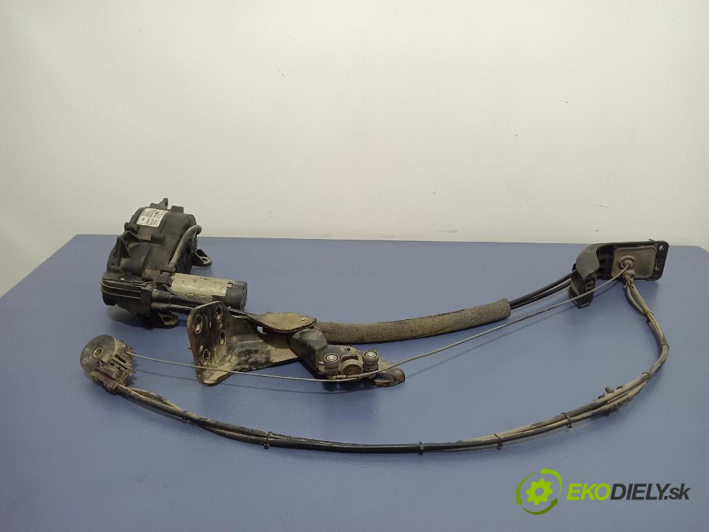 Peugeot 1007 2005 zámok dvere Predné v pravo: 9680250280