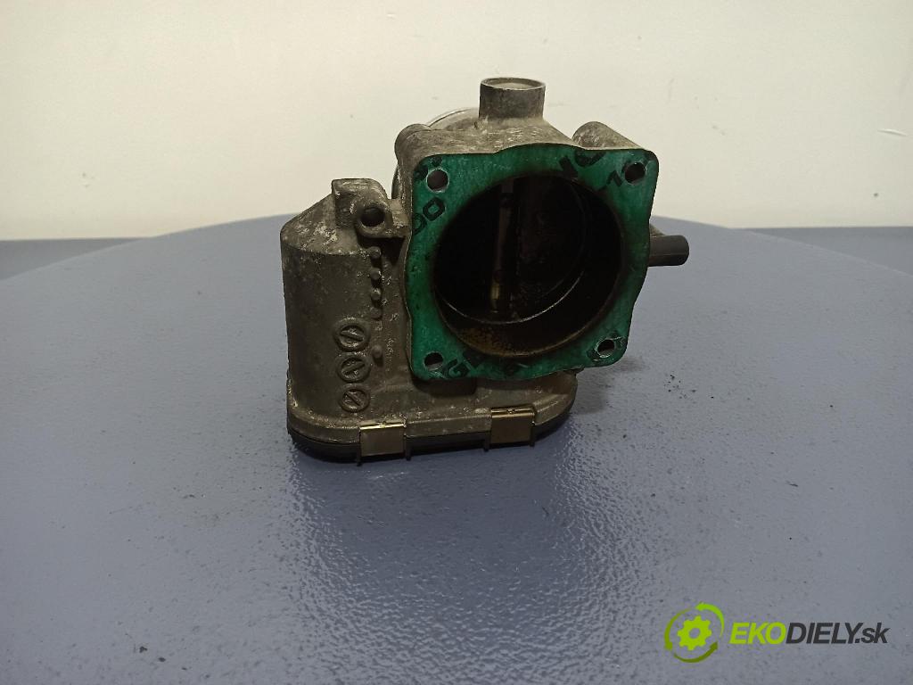 Audi A3 2000 klapka 06A133062C