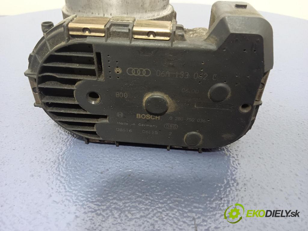 Audi A3 2000 klapka 06A133062C