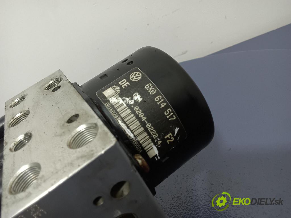 Audi A3 2000 čerpadlo ABS x 1C0907379