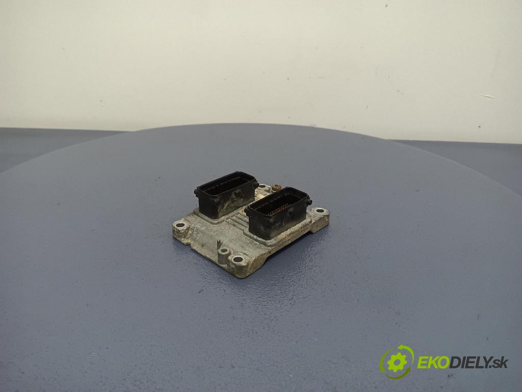 Opel Astra 2005 riadiaca jednotka Motor: 24420562