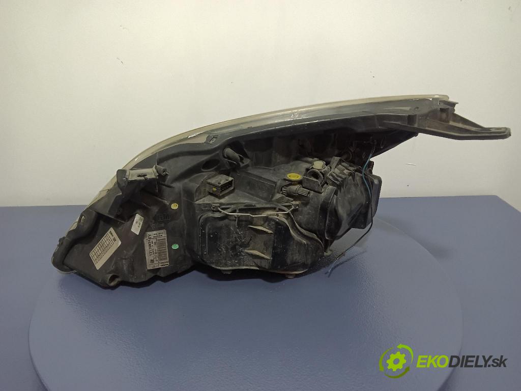 Opel Vectra 2005 Reflektor: v pravo: 13170934