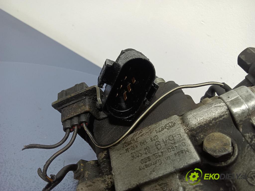 Volvo V70 1999 čerpadlo Injekcia: 0460415990