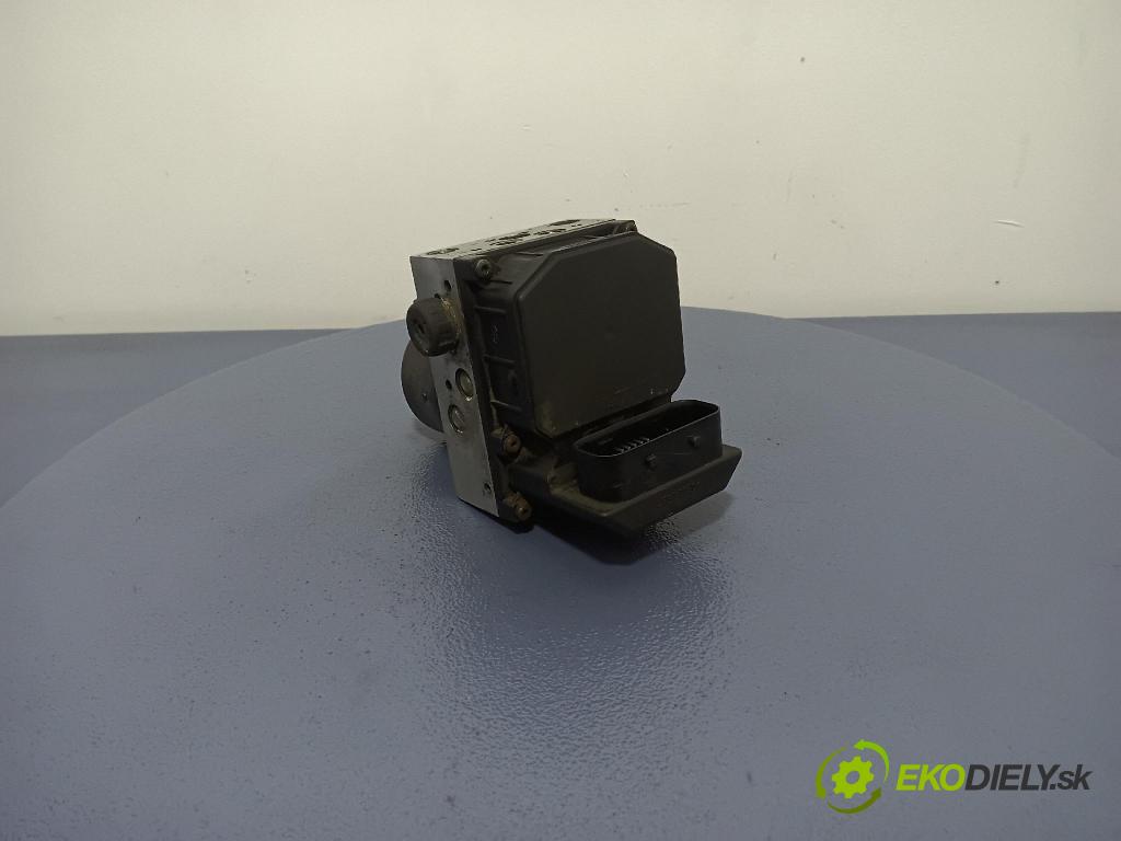 Audi A6 2003 čerpadlo ABS x 4B0614517H
