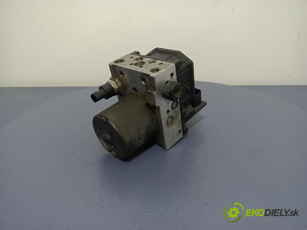 Audi A6 2003 čerpadlo ABS x 4B0614517H
