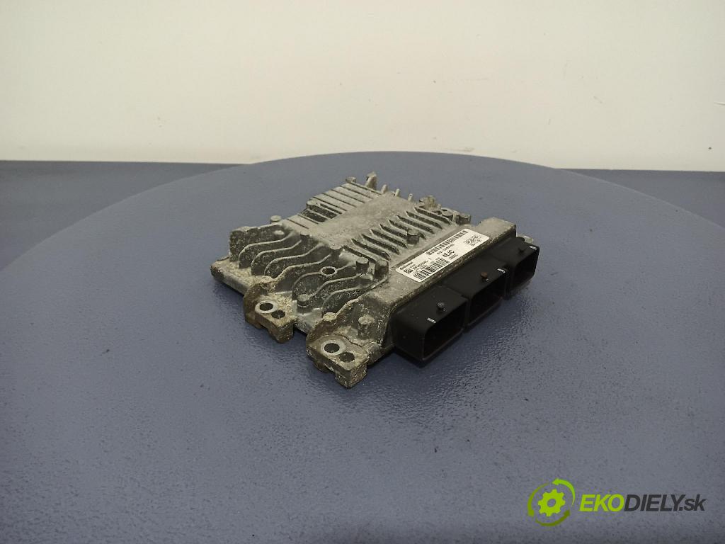 Ford Fiesta 2010 riadiaca jednotka Motor: 8V21-12A650-EC