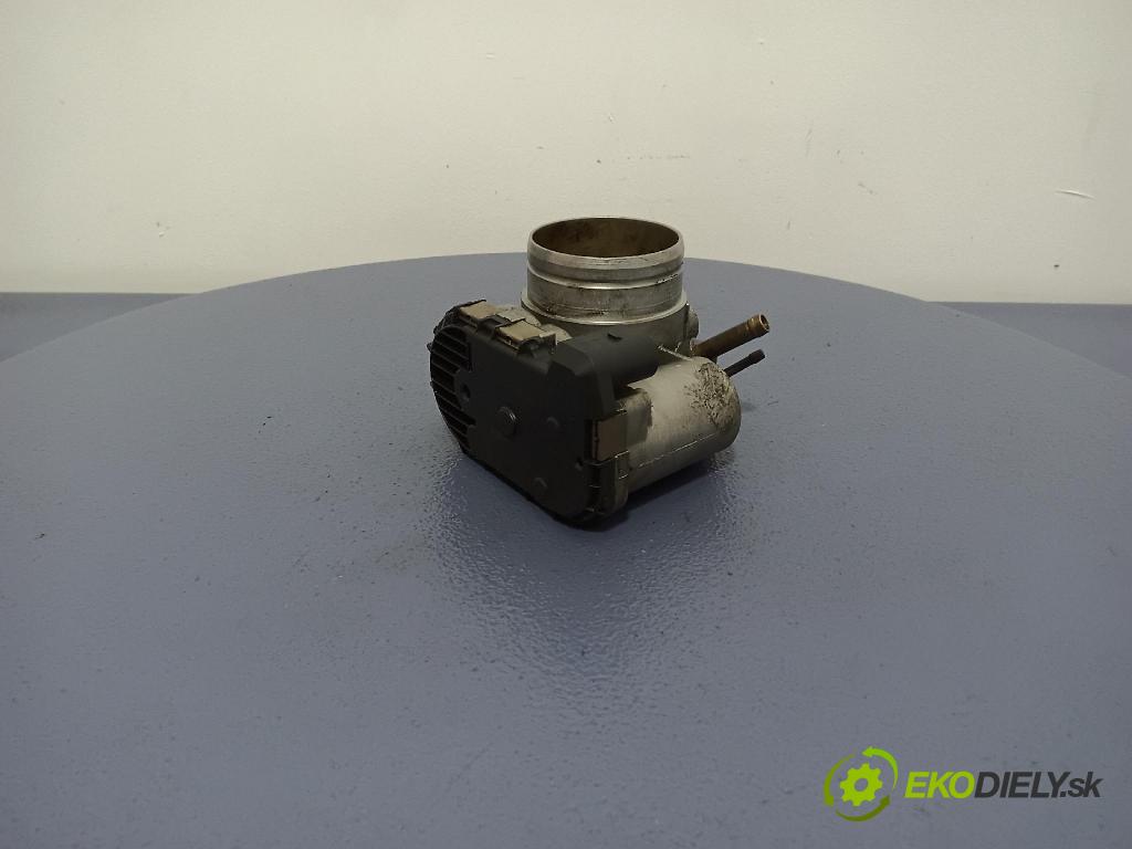 Audi A6 1999 klapka 06B133062E