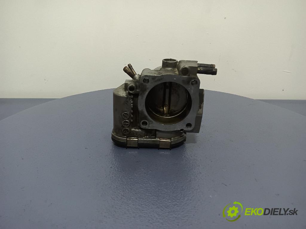 Audi A6 1999 klapka 06B133062E