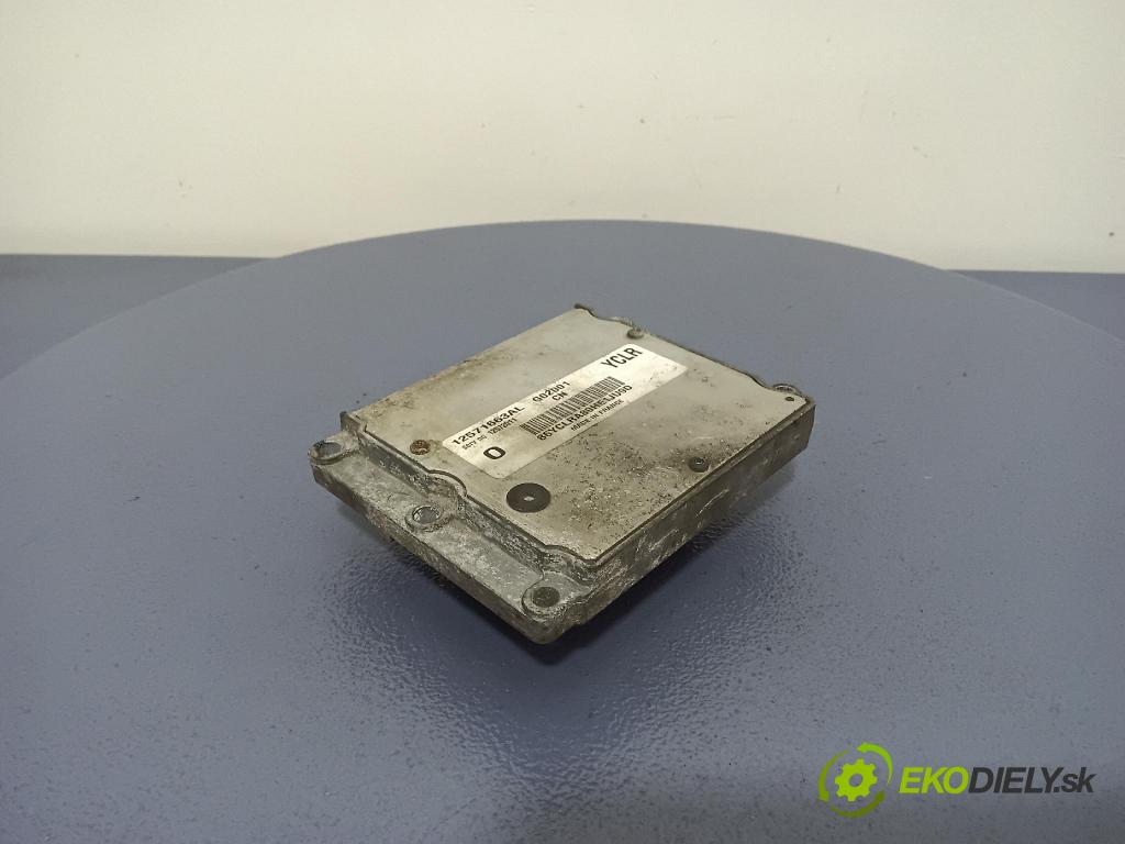 Opel Vectra 2003 riadiaca jednotka Motor: 12571663AL