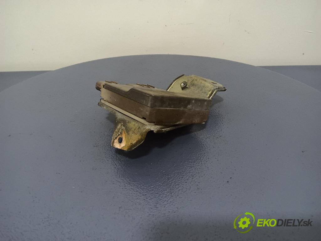 Toyota Avensis verso 2004 riadiaca jednotka 89871-26010