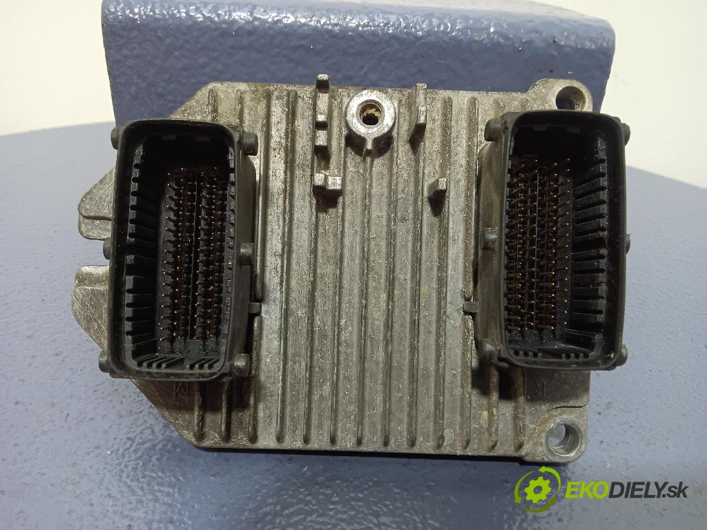 Opel Vectra 2002 riadiaca jednotka Motor: 09179499